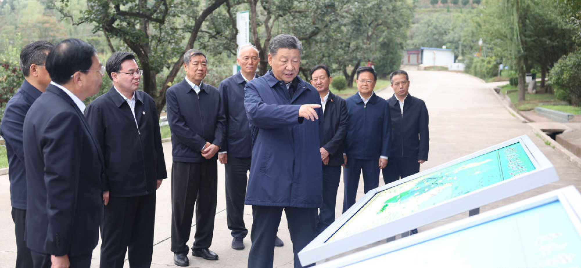 习近平在陕西宝鸡市和甘肃天水市考察调研