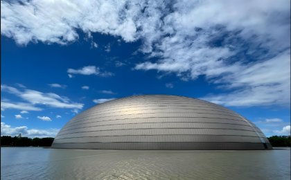 解决思想问题和解决实际问题相结合    