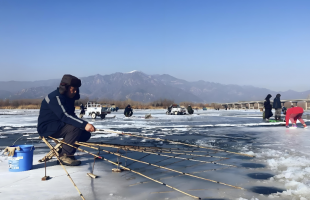 40秒原声沉浸式体验冰钓  