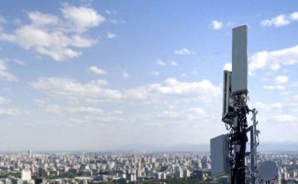 我国5G基站总数已近460万个