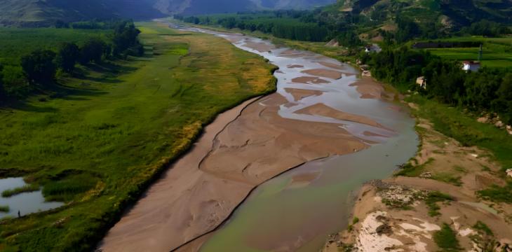 “扎实推进山水林田湖草沙一体化保护和系统治理” 