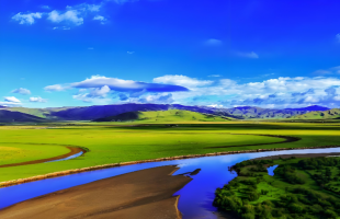 从“信息天路”到“草原算力谷”  新型数字基建“铺就”内蒙古产业发展路   