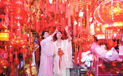 春运新景象，共赴热气腾腾中国年    