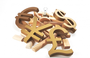 联合国机构：霍尔木兹海峡“梗阻”加剧全球经济压力  