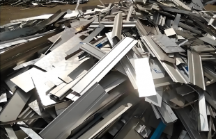 去年我国再生资源回收规模达4.17亿吨