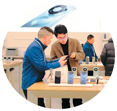 1773981408401576.jpg 在重庆市沙坪坝区三峡广场的华为智能生活馆,.jpg